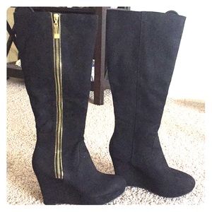 New Black Wedge Faux-Suede Boots